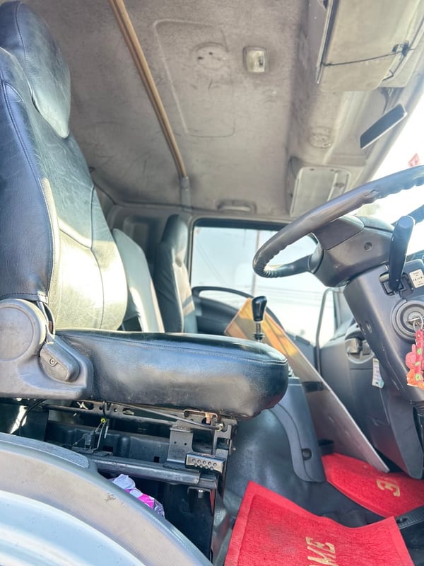 ISUZU FVM 240แรงม้า รถบรรทุก 10ล้อ ตู้แห้ง ปี2009 เลขไมล์น้อยกว่า 500,000 กม.