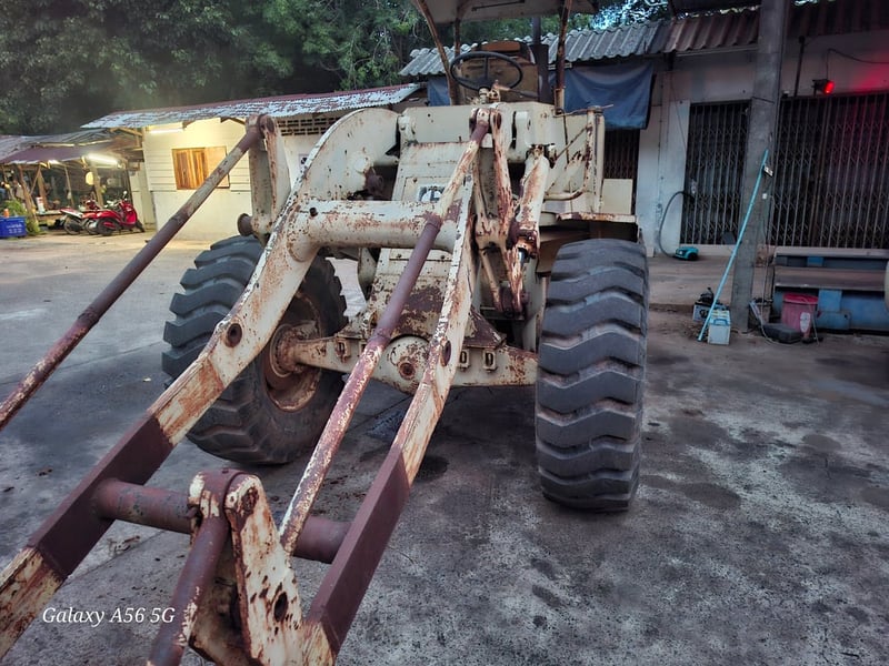 ขายรถตัก