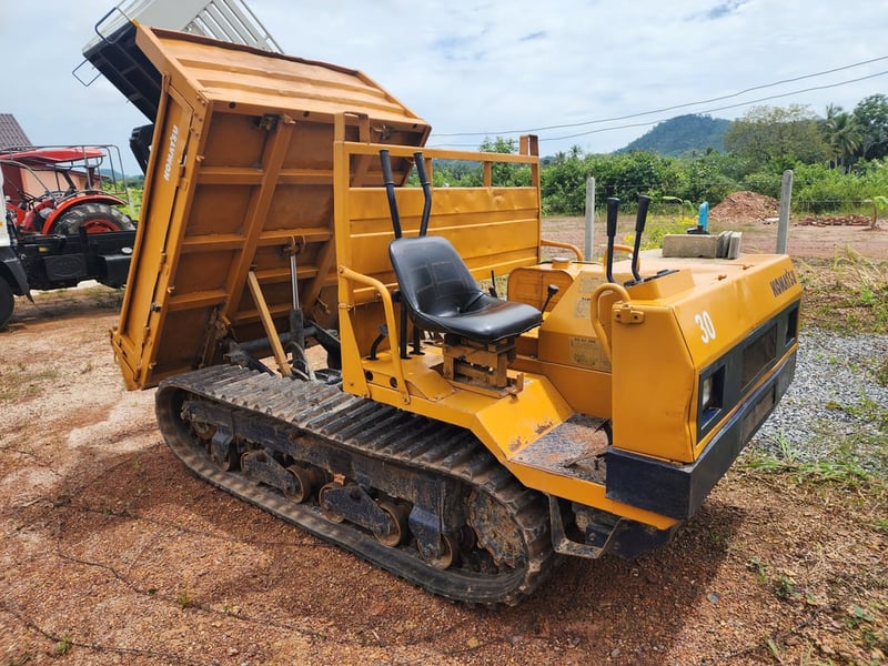 รถบรรทุกตีนตะขาบ ดั้มเปอร์ KOMASU สนใจติดต่อสอบถาม 089-4625982