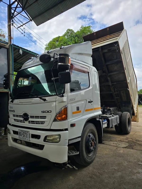 HINO FG 212แรงม้า รถบรรทุก 6ล้อ ดั้มพ์ ปี2013 สนใจติดต่อสอบถามได้ 089-4625982