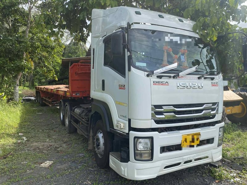 ISUZU GXZ 360แรงม้า รถบรรทุกหัวลาก พร้อมหางพื้นเรียบสามมิตร ปี2561 สนใจติดต่อสอบถาม 089-4625982