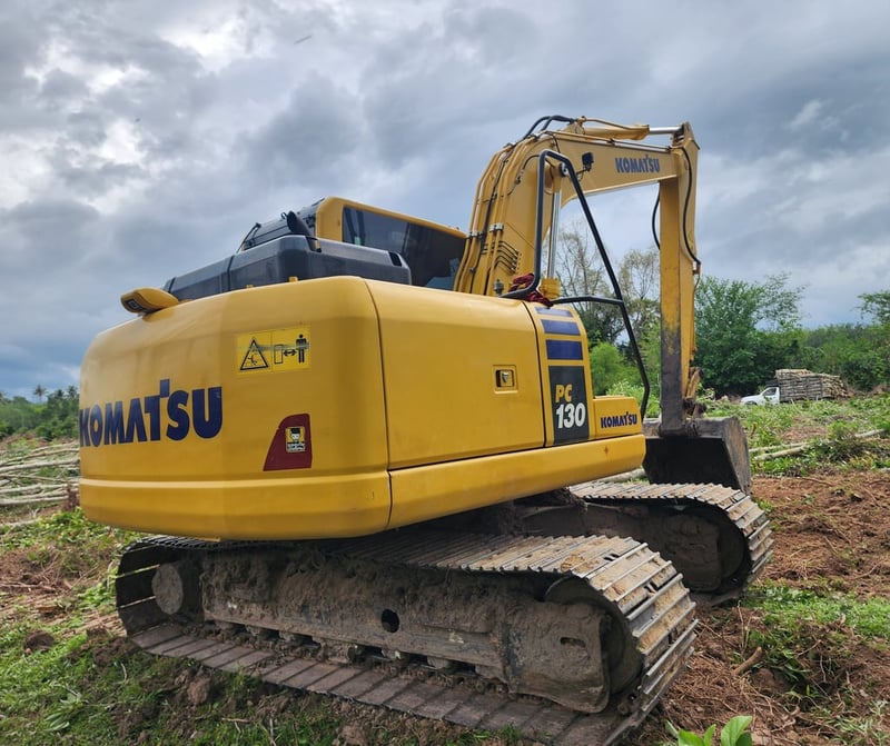 ขายรถแบคโฮ KOMATSU PC 130-10MO ขายรถแบคโฮ KOMATSU PC 130-10MO