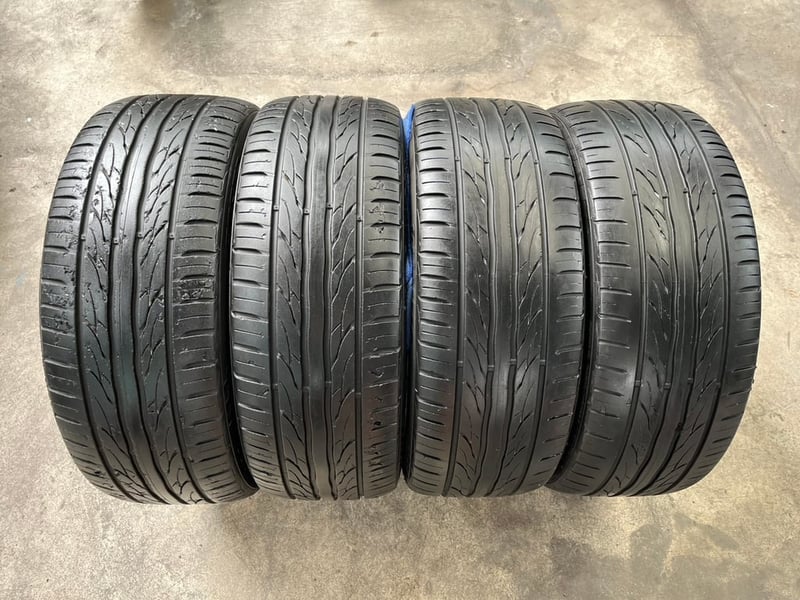 ล้อแม็ก 6รู139 Toyota ขอบ 18 เทาหน้าเงา แถมยาง 225-45-18 KUMHO ปี 21
