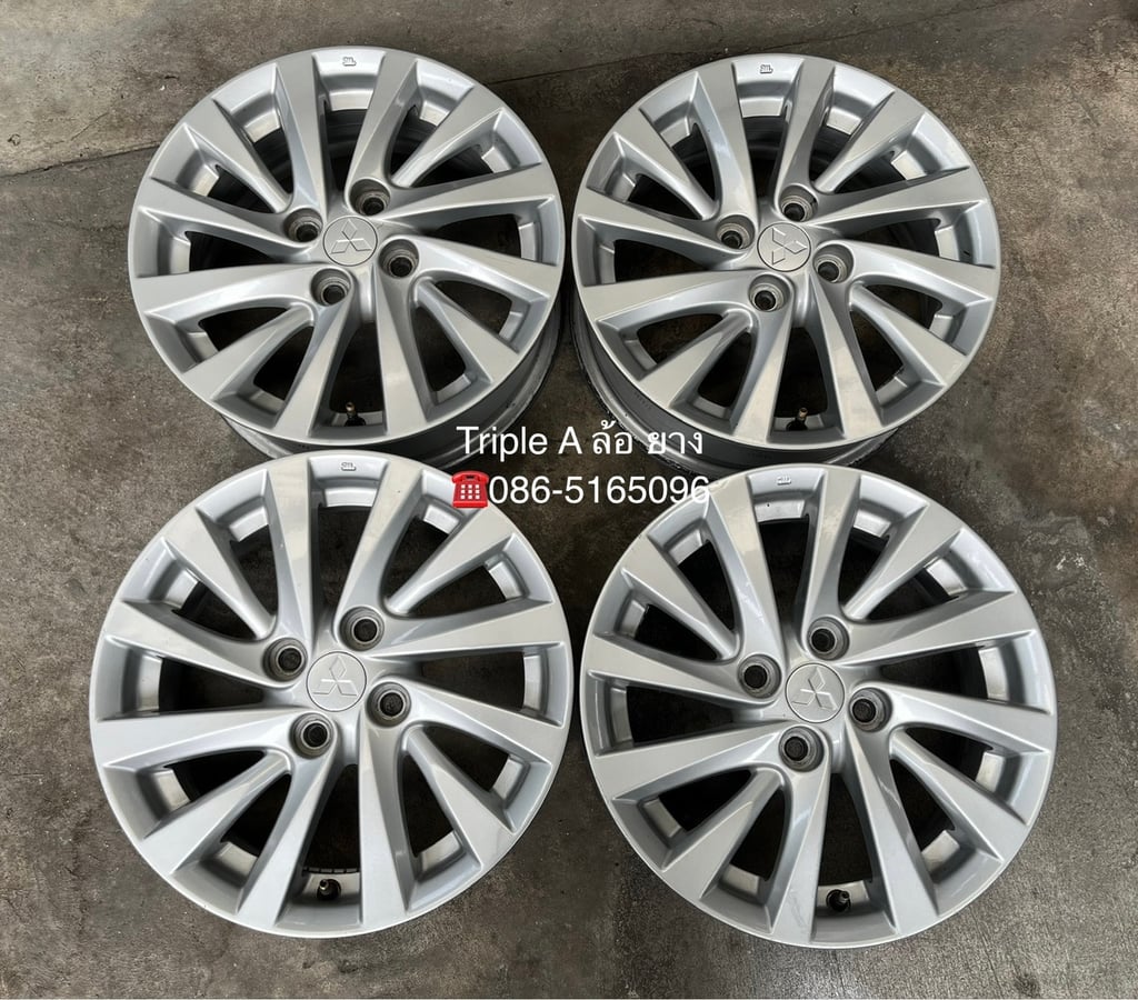ล้อแม็ก Mitsu Attrage ขอบ 15 สีบอร์น ล้อแม็ก Mitsu Attrage ขอบ 15 สีบอร์น