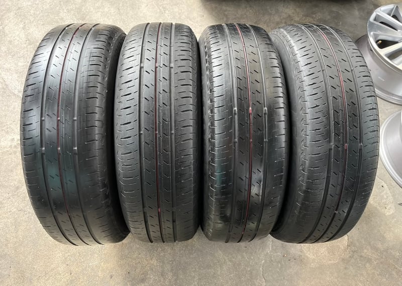 ล้อแม็ก Toyota Vios 5 ก้าน ขอบ 15 แถมยาง 175-65-15 Bridgestone ปลายปี 21