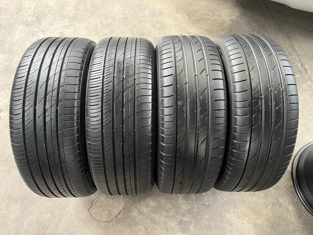 ล้อกระทะ 6รู139 Toyota ขอบ 17 สีบอร์น แถมยาง 215-55-17 ปี 21 ล้อกระทะ 6รู139 Toyota ขอบ 17 สีบอร์น แถมยาง 215-55-17 ปี 21