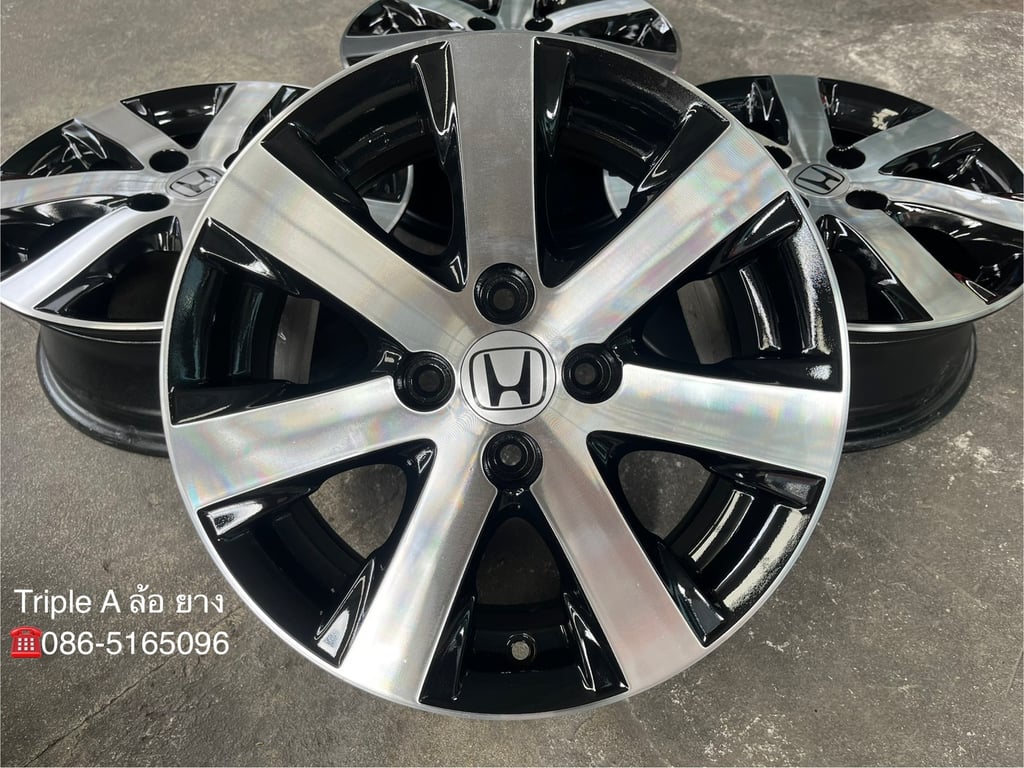 ล้อแม็ก Honda Feed ขอบ 15 ดำหน้าเงา สวยกริ๊บ