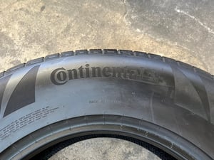 ยางน้องๆป้ายแดง 265-65-17 Continental ปี 25