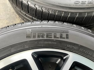 ล้อแม็ก Ford Everest Wildtrak ขอบ 20 ดำหน้าเงา พร้อมยาง 265-50-20 PIRELLI ปี 22