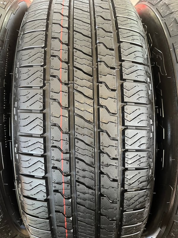 ล้อแม็ก Mitsu Triton Athlete ขอบ 18 สีดำแท้ พร้อมยางใหม่ป้ายแดง 255-65-18 Goodyear ปี 24