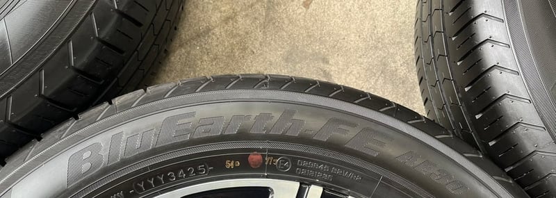 ล้อแม็ก 5รู100 Toyota Altis ใบพัด 5 ก้าน ขอบ 16 สีไฮเปอร์ พร้อมยางป้ายแดง 195-60-16 Yokohama ปี 25