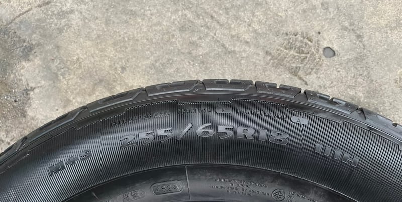 ยางใหม่ป้ายแดง 255-65-18 Goodyear ใหม่กริ๊บ ไม่ผ่านการใช้งาน