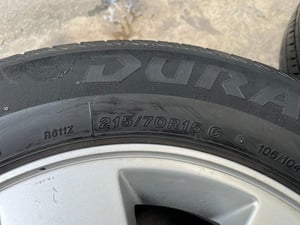 ล้อแม็ก 6รู139 Toyota ขอบ 15 แถมยาง 215-70-15 Bridgestone ปี 20 ล้อแม็ก 6รู139 Toyota ขอบ 15 แถมยาง 215-70-15 Bridgestone ปี 20
