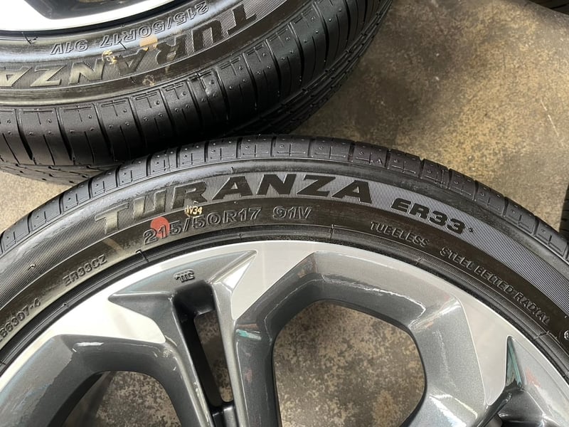 ล้อแม็กป้ายแดง Honda Civic EHEV EL รุ่นใหม่ล่าสุด ขอบ 17 พร้อมยางใหม่ป้ายแดง 215-50-17 Bridgestone ปี 26 ล้อแม็กป้ายแดง Honda Civic EHEV EL รุ่นใหม่ล่าสุด ขอบ 17 พร้อมยางใหม่ป้ายแดง 215-50-17 Bridgestone ปี 26