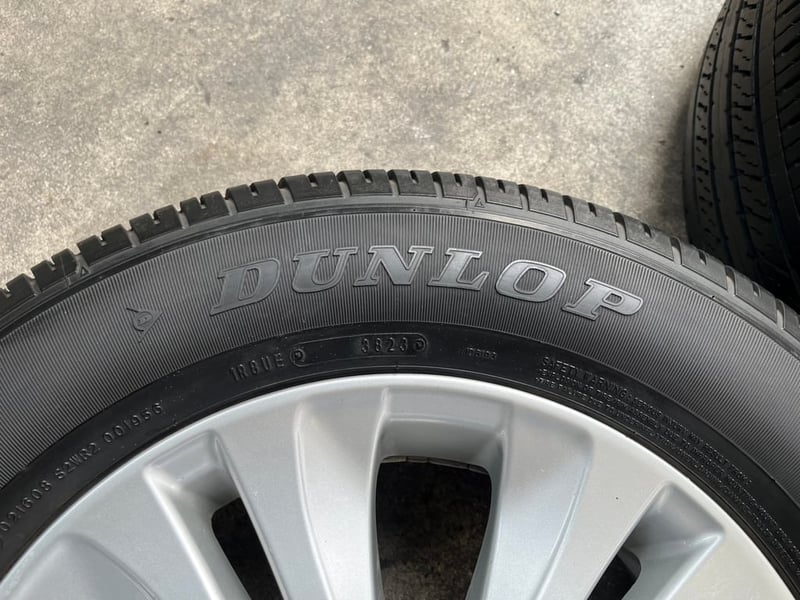 ล้อแม็ก 5รู114 Toyota Revo ขอบ 16 พร้อมยาง 215-65-16 Dunlop ปลายปี 23