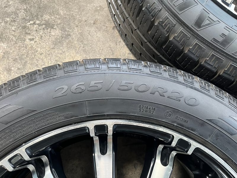 ล้อแม็กแต่ง 6รู139 Lenso INTIMIDATOR 4 ขอบ 20 พร้อมยาง 265-50-20 GoodYear ปี 20 ล้อแม็กแต่ง 6รู139 Lenso INTIMIDATOR 4 ขอบ 20 พร้อมยาง 265-50-20 GoodYear ปี 20