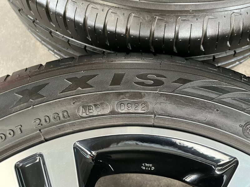 ล้อแม็กป้ายแดง 5รู114 Mitsu Xpander ขอบ 16 ดำหน้าเงา พร้อมยาง 205-55-16 Maxxis ปี 22