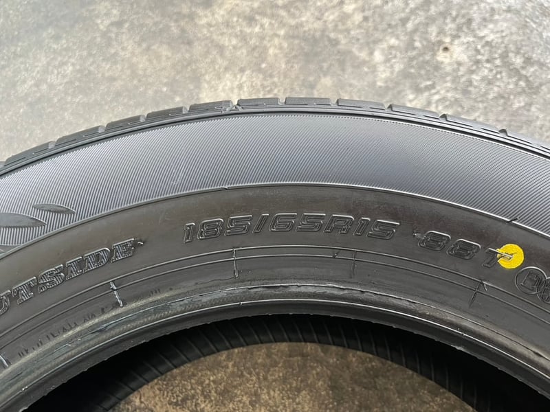ยางใหม่ 185-65-15 Dunlop ปี 26 ใหม่กริ๊บ ยางใหม่ 185-65-15 Dunlop ปี 26 ใหม่กริ๊บ