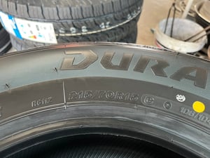 ยางใหม่ 215-70-15 Bridgestone ปลายปี 25 ใส่กับ รถกระบะตัวเตี้ย ได้ทุกรุ่น