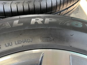 ล้อแม็ก Honda CRV G4 ขอบ 18 สีเทาหน้าเงา พร้อมยางป้ายแดง 225-60-18 CHAOYANG ปี 25 ล้อแม็ก Honda CRV G4 ขอบ 18 สีเทาหน้าเงา พร้อมยางป้ายแดง 225-60-18 CHAOYANG ปี 25