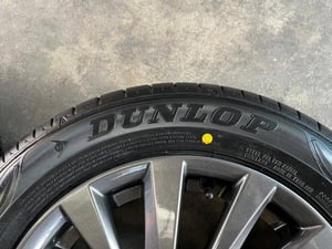 ล้อแม็ก Mitsu Attrage ขอบ 15 สีเทาไฮเปอร์ พร้อมยางใหม่ 185-60-15 Dunlop ปี 26