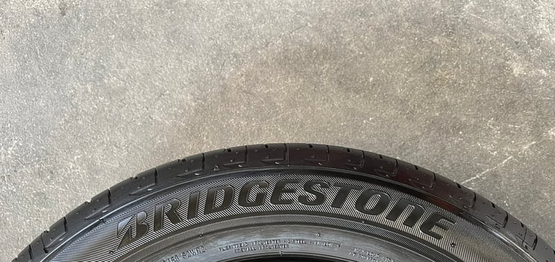 ยางใหม่ป้ายแดง 175-65-14 Bridgestone สวยกริ๊บ ถอดจากรถใหม่ป้ายแดง