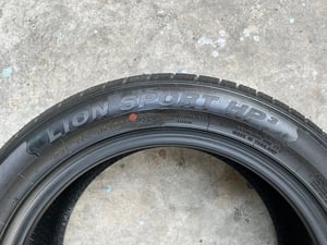 ยาง 215-55-17 LEAO ปี 25 สภาพสวย