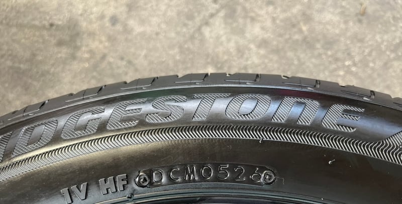 ยางป้ายแดง 205-55-17 Bridgestone ปี 26 ใหม่กริ๊บ ถอดจากรถใหม่ป้ายแดง