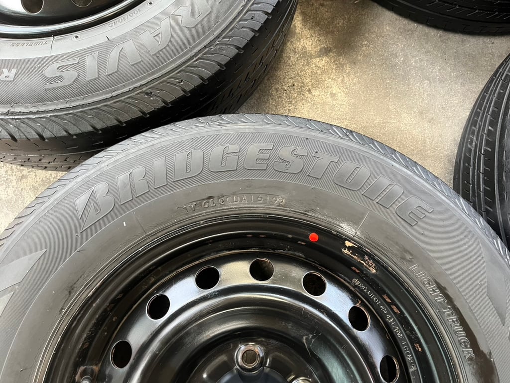 ล้อกระทะ 5รู114 Toyota ขอบ 15 สีดำ แถมยาง 205-70-15 Bridgestone ปี 19 ล้อกระทะ 5รู114 Toyota ขอบ 15 สีดำ แถมยาง 205-70-15 Bridgestone ปี 19