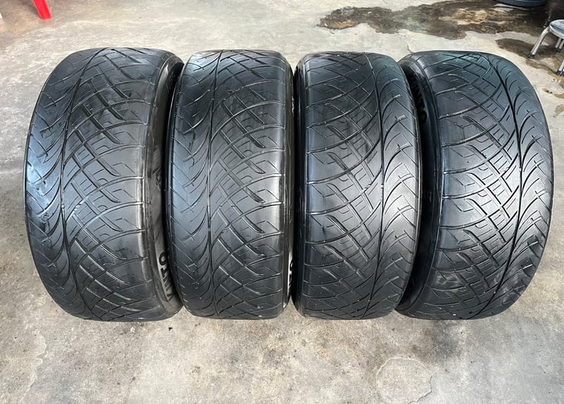 ล้อแม็ก 6รู139 TE37 (งาน COSMIS) ขอบ 20 พร้อมยาง 265-50-20 KINTO ปี 23 ล้อแม็ก 6รู139 TE37 (งาน COSMIS) ขอบ 20 พร้อมยาง 265-50-20 KINTO ปี 23