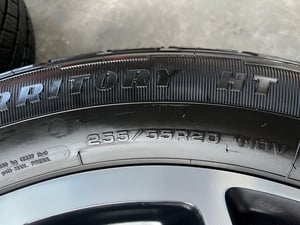 ล้อแม็ก Ford Everest Wildtrak รุ่นใหม่ล่าสุด ขอบ 20 ดำหน้าเงา พร้อมยาง 255-55-20 GoodYear ปี 23