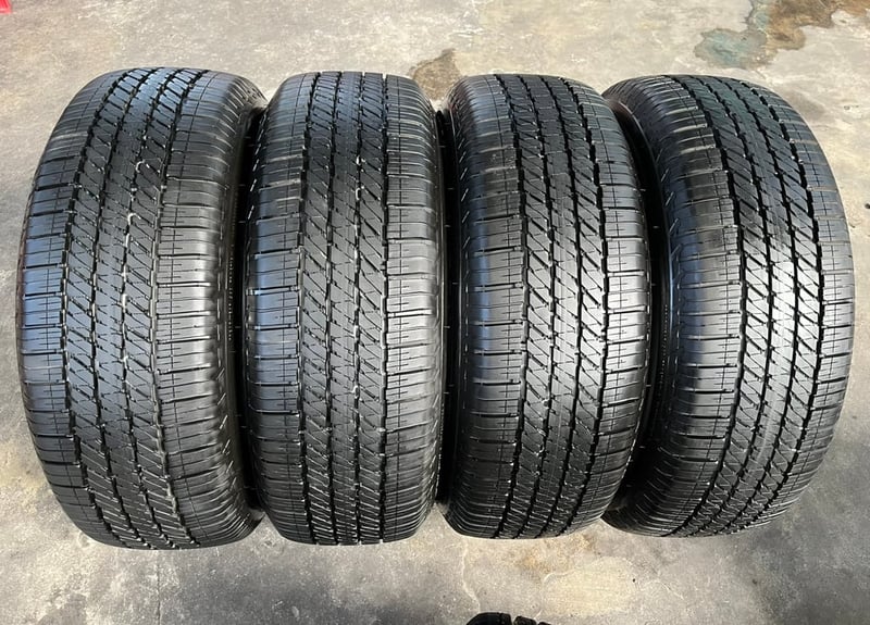 ล้อแม็กป้ายแดง Toyota TRAVO รุ่นใหม่ล่าสุด ขอบ 18 พร้อมยางป้ายแดง 265-60-18 Bridgestone ปี 26 ล้อแม็กป้ายแดง Toyota TRAVO รุ่นใหม่ล่าสุด ขอบ 18 พร้อมยางป้ายแดง 265-60-18 Bridgestone ปี 26