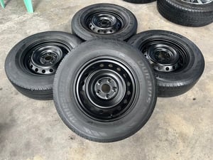 ล้อกระทะแถมยาง 5รู114 Toyota ขอบ 16 สีดำ