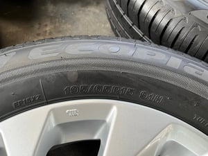 ล้อแม็กพร้อมยางใหม่ป้ายแดง Nissan Almera รุ่นใหม่ ขอบ 15 สวยกริ๊บ ล้อแม็กพร้อมยางใหม่ป้ายแดง Nissan Almera รุ่นใหม่ ขอบ 15 สวยกริ๊บ