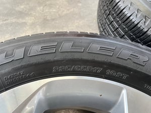 ล้อแม็ก 5รู114 Honda ขอบ 17 สีบอร์นหน้าเงา แถมยาง 225-65-17 Bridgestone