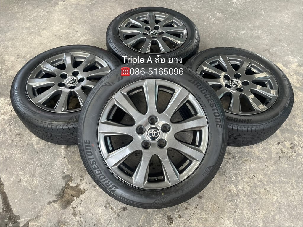 ล้อแม็ก Toyota Camry ขอบ 17 สีเทากัน พร้อมยาง 215-55-17 Bridgestone ปี 23 ล้อแม็ก Toyota Camry ขอบ 17 สีเทากัน พร้อมยาง 215-55-17 Bridgestone ปี 23