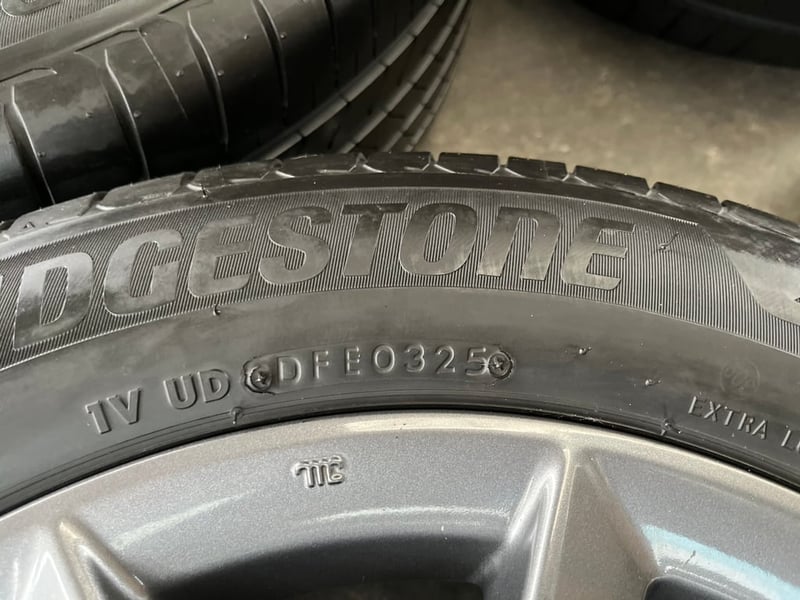 ล้อแม็ก Honda Civic FC ขอบ 16 สีเทากัน พร้อมยาง 215-55-16 Bridgestone ปี 25