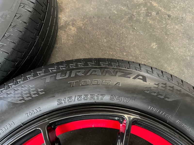 ล้อแม็ก 5รู114 Yachiyoda ขอบ 17 พร้อมยาง 215-55-17 Bridgestone ปี 23