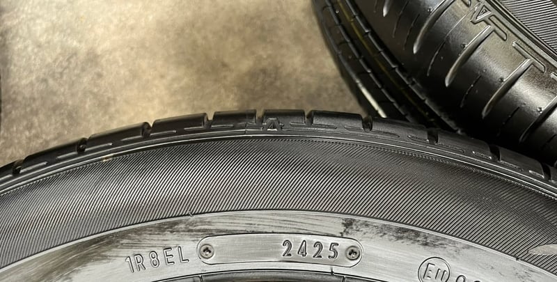 ยางป้ายแดง 185-60-16 Dunlop สวยกริ๊บ ถอดจากรถใหม่ป้ายแดง