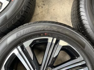 ปี 25 ล้อแม็กพร้อมยางป้ายแดง Toyota Yaris Ativ รุ่นใหม่ ขอบ 16 สวยกริ๊บ