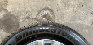 ยางใหม่ป้ายแดง 215-70-16 Bridgestone ใหม่กริ๊บ ใส่กับ รถตู้ รถกระบะตัวเตี้ย ได้เลย ยางใหม่ป้ายแดง 215-70-16 Bridgestone ใหม่กริ๊บ ใส่กับ รถตู้ รถกระบะตัวเตี้ย ได้เลย