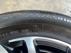 ล้อแม็กพร้อมยางใหม่ป้ายแดง Ford Next-Gen Sport ขอบ 18 ดำหน้าเงา ใหม่กริ๊บ