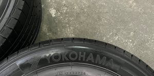 ล้อแม็กป้ายแดง Toyota Revo ขอบ 16 พร้อมยาง 235-65-16 Yokohama ปลายปี 24