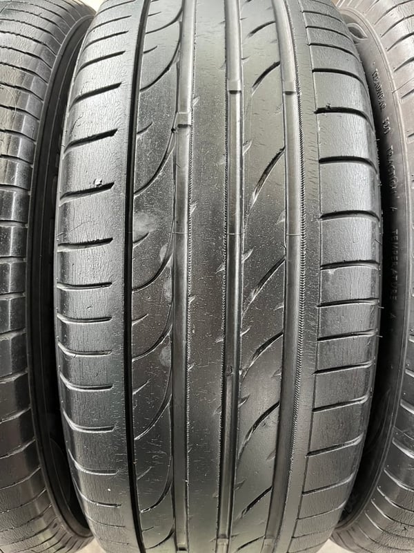 ล้อกระทะ 6รู139 Toyota ขอบ 17 สีบอร์น แถมยาง 215-55-17 ปี 21