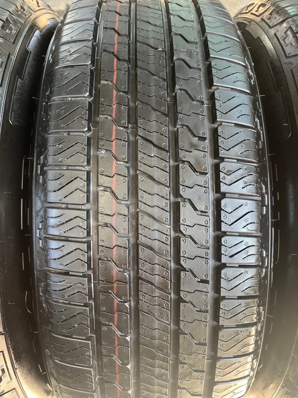 ยางใหม่ป้ายแดง 255-65-18 Goodyear ใหม่กริ๊บ ไม่ผ่านการใช้งาน