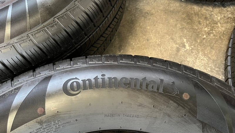 ยางป้ายแดง 265-65-17 Continental ปี 25 เหมาะสำหรับ รถกระบะตัวสูง และ SUV ทุกรุ่น ยางป้ายแดง 265-65-17 Continental ปี 25 เหมาะสำหรับ รถกระบะตัวสูง และ SUV ทุกรุ่น