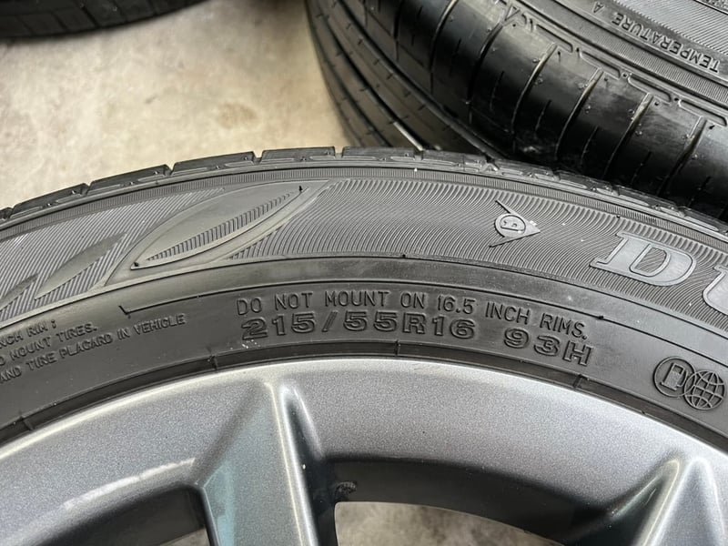 ล้อแม็ก Honda Civic FC ขอบ 16 สีเทากัน พร้อมยาง 215-55-16 Dunlop ปี 21 ล้อแม็ก Honda Civic FC ขอบ 16 สีเทากัน พร้อมยาง 215-55-16 Dunlop ปี 21