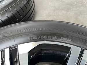 ปี 25 ล้อแม็กพร้อมยางป้ายแดง Toyota Yaris Ativ รุ่นใหม่ ขอบ 16 สวยกริ๊บ