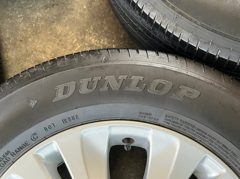 ล้อแม็ก 5รู114 Toyota Revo ขอบ 16 แถมยาง 215-65-16 Dunlop ปี 20 ล้อแม็ก 5รู114 Toyota Revo ขอบ 16 แถมยาง 215-65-16 Dunlop ปี 20