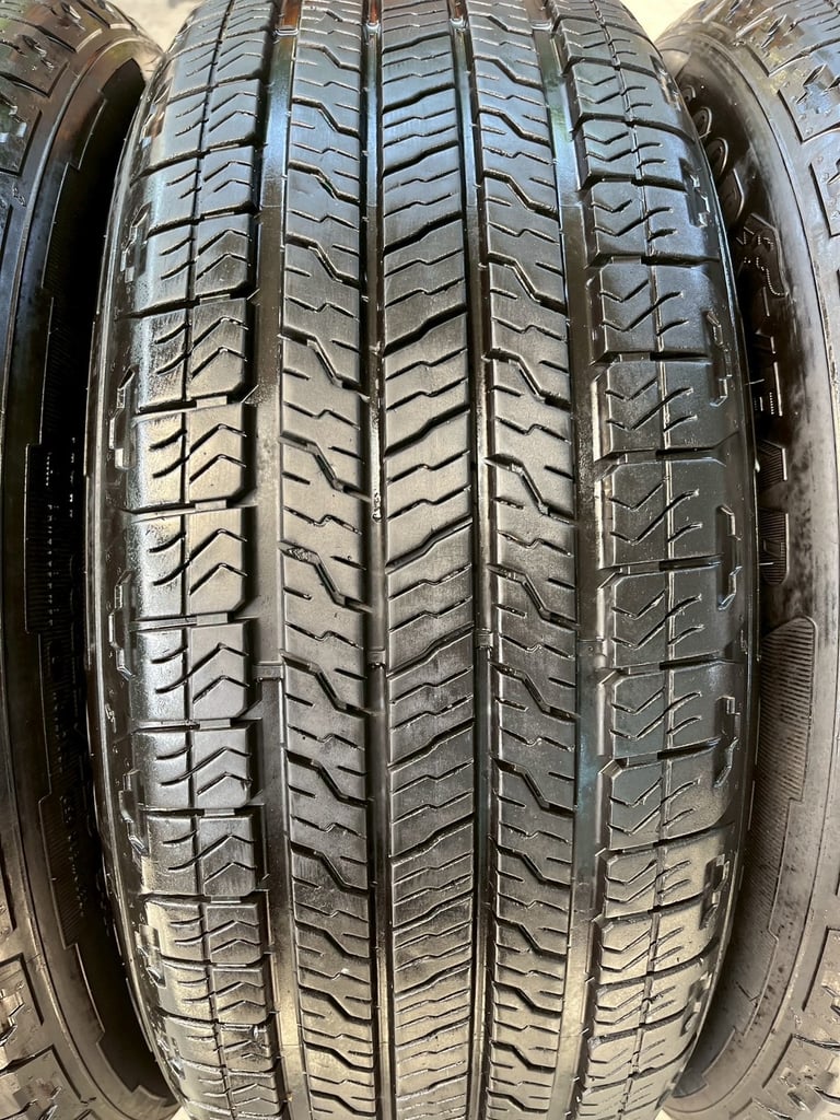 ล้อแม็ก Ford Everest Next-Gen ขอบ 20 เทาหน้าเงา พร้อมยาง 255-55-20 GoodYear ปลายปี 22